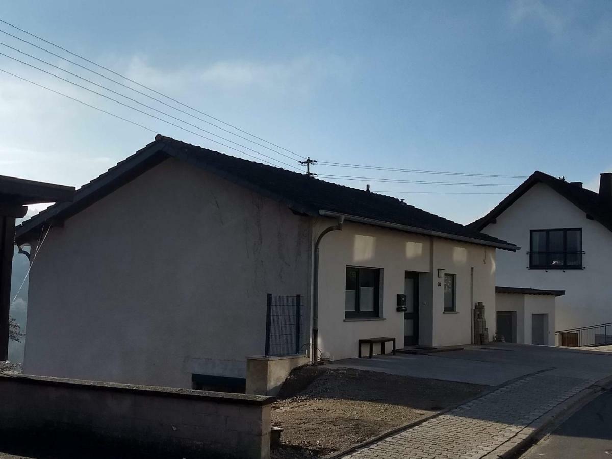 Ferienhaus Fraeulein Frenz Bollendorf Exterior foto