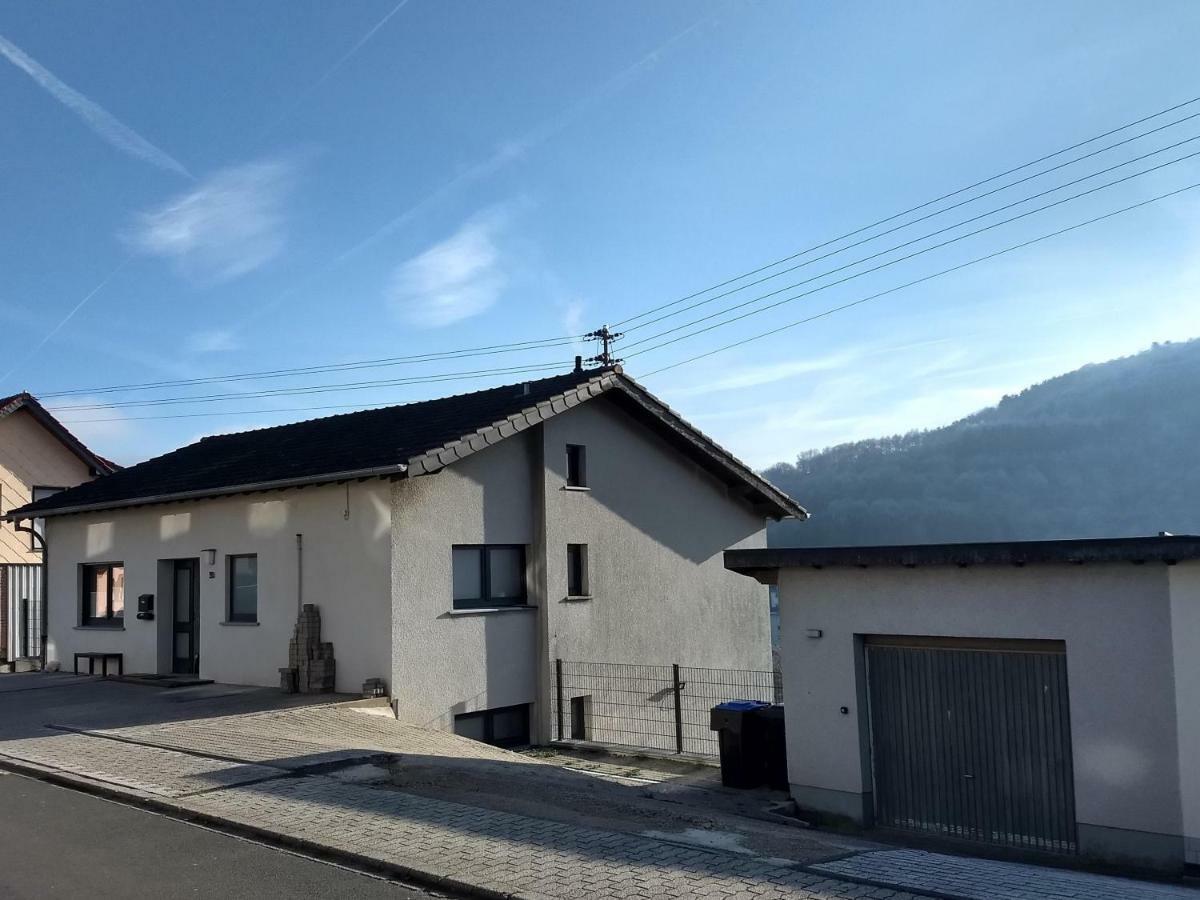 Ferienhaus Fraeulein Frenz Bollendorf Exterior foto